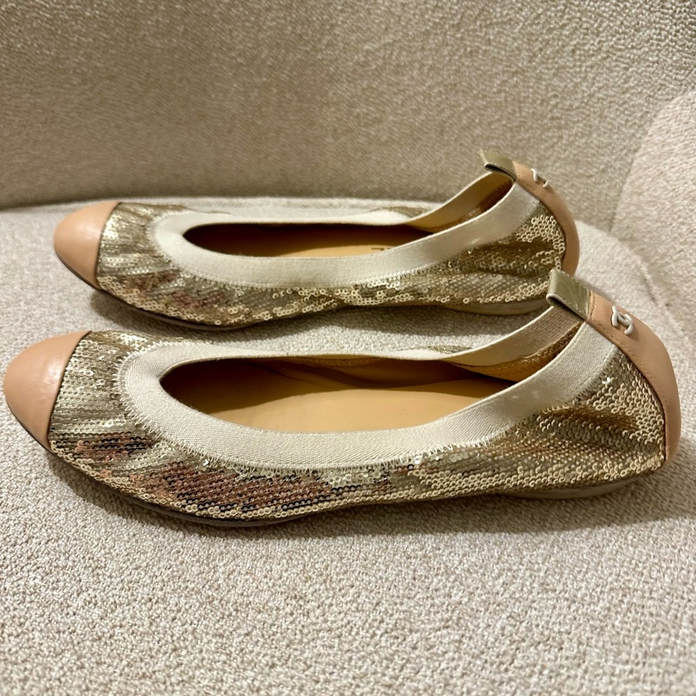 CHANEL Gold Sequin Flats- Authenticated - Picture 2 of 12